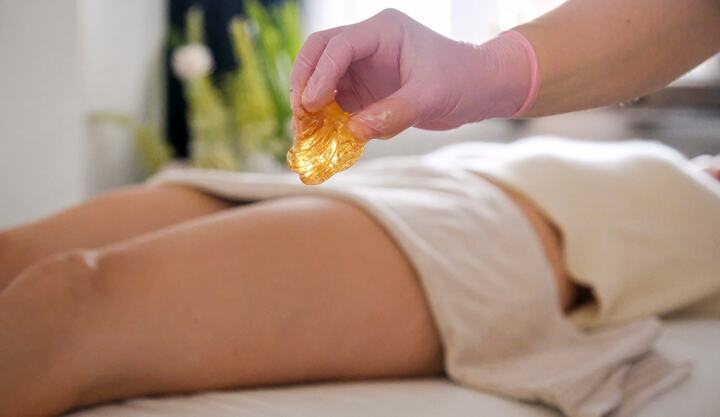 SIDSTE CHANCE: Sugaring med Alexandria Wax