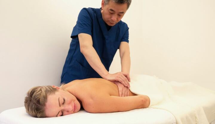 Massage, zoneterapi el. akupunktur - Frederiksberg