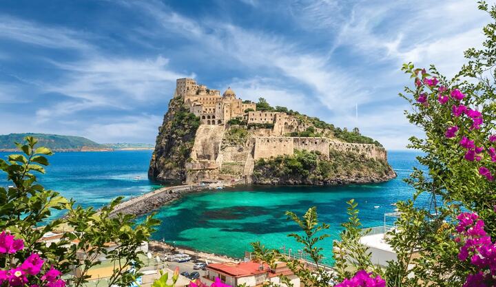 Fortryllende rejse til italiener-øen Ischia